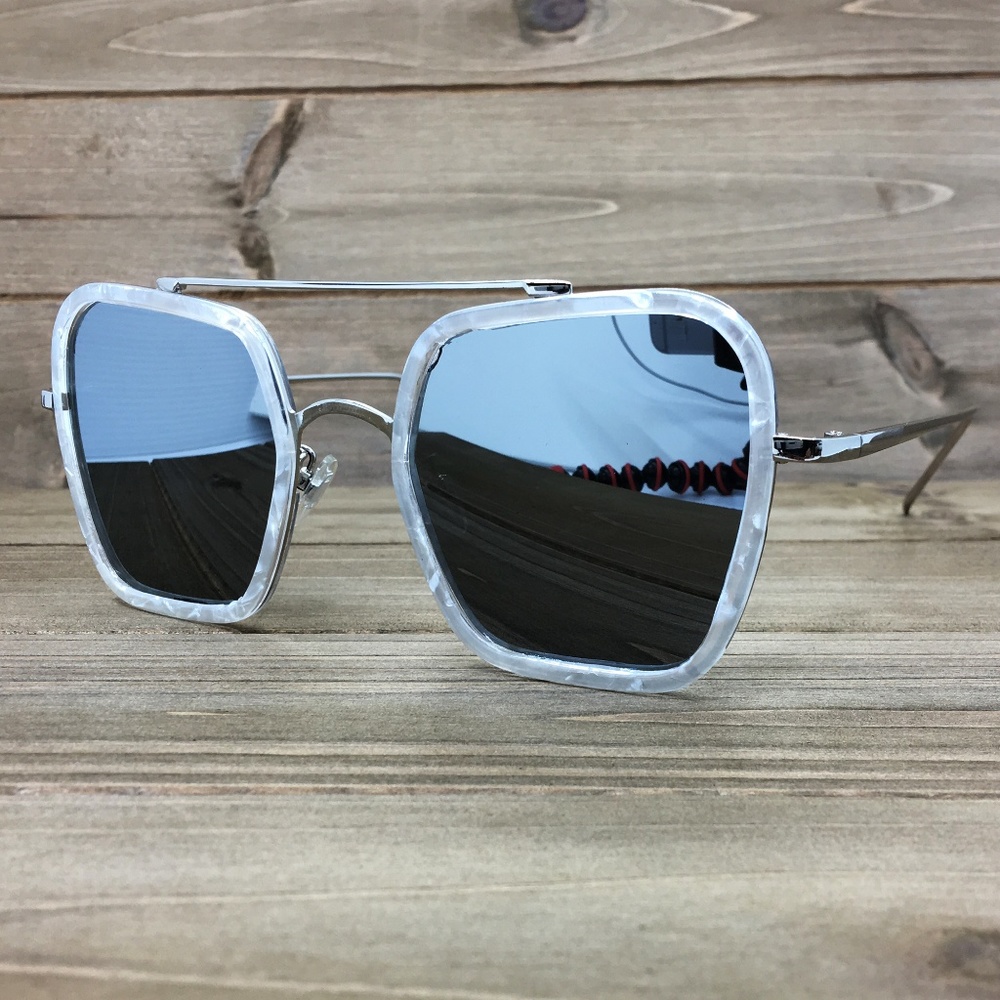 O2 Eyewear 92001 Rectangular Sunglasses(WS) - Picture 2 of 8